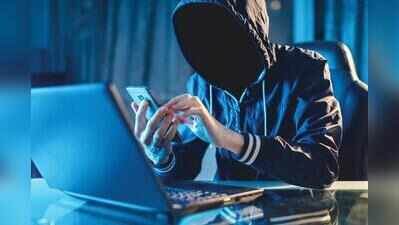 Nationwide fake booking racket busted, 2 held; over 21k cheated