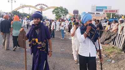 Jathedar slams Ambala police action, seeks probe; FIR against Jhinda, others