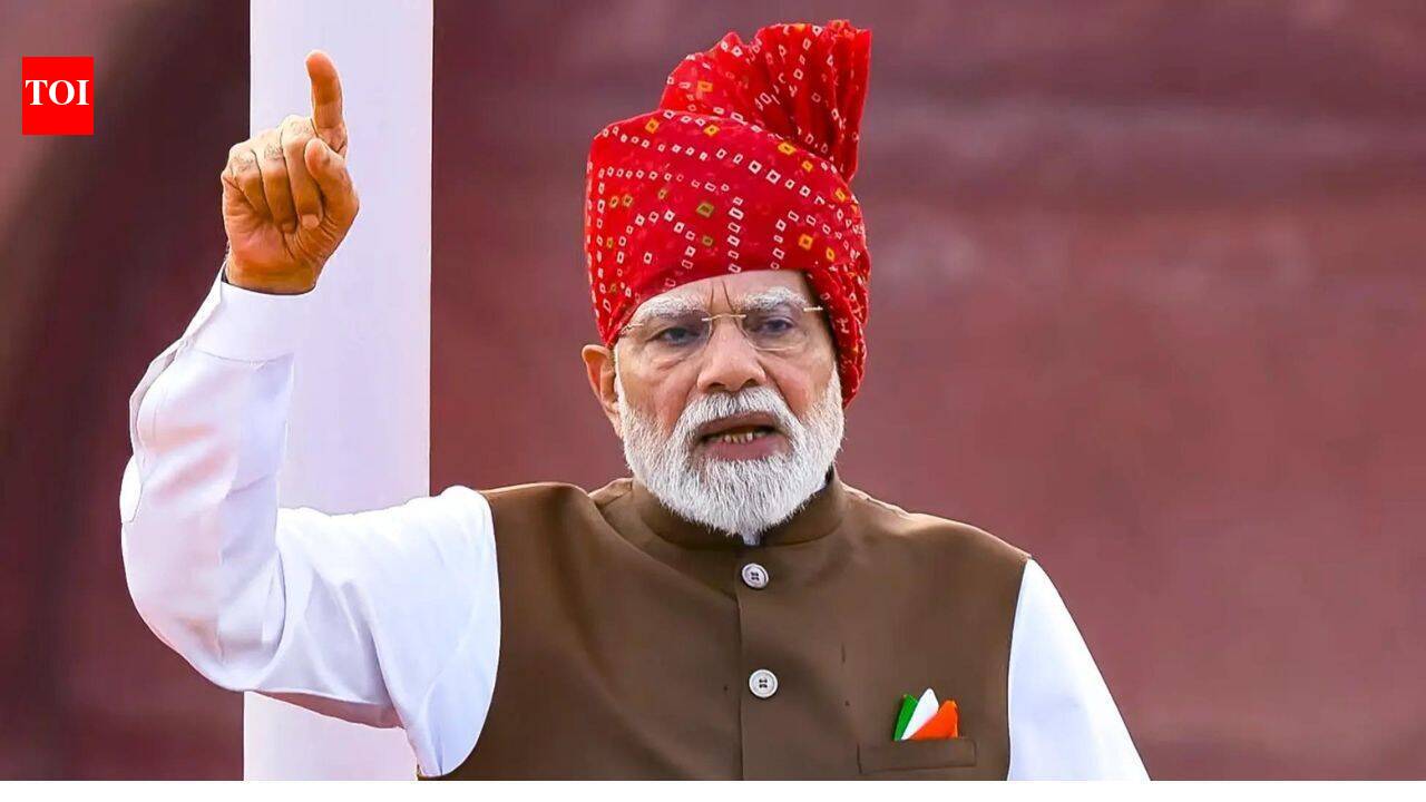 'Swiftly ensure 33% reservation for women': PM Modi to political parties on 80th Independence Day