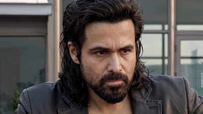 Emraan Hashmi teases ‘Awarapan 3’ during ‘Awarapan 2’ theatre visit with Disha Patani as fans cheer: ‘Hopefully, Awarapan 3 very soon…’