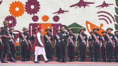 In I-Day speech, PM Modi stresses on self-reliance in defence, says India must develop drones, counter-drones, lead in hypersonic tech