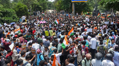 Jharkhand exam stir: Students take out Tiranga Yatra, announce gherao of CM's residence on August 20