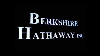 Berkshire Hathaway reshuffles portfolio, raises Alphabet and homebuilder stakes