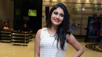 Thane model arrested for razor attack on RPF personnel, railway staff, herself on train over seating