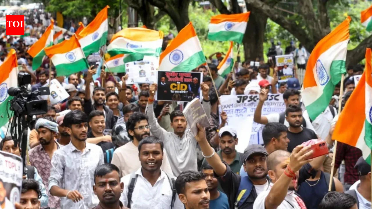 Jharkhand protests continue: Students to gherao CM residence on August 20 if demands not met