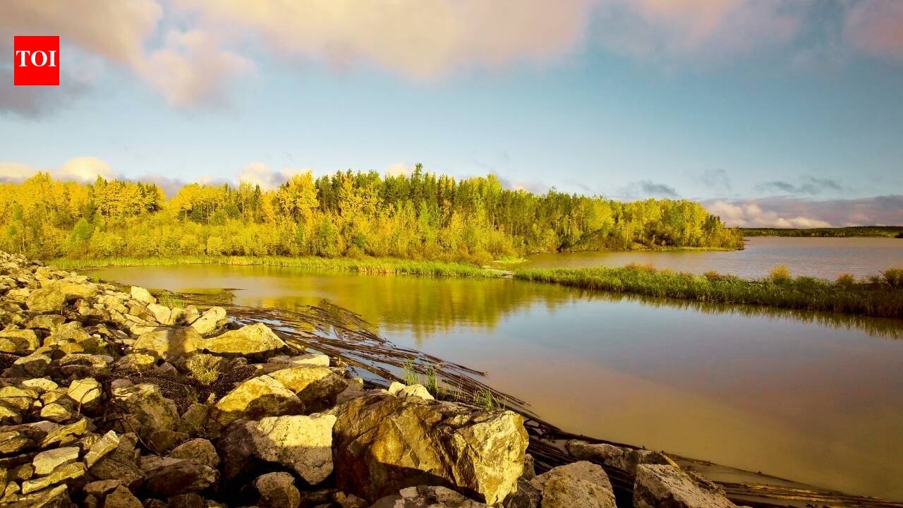 6 Canadian lakes with names that sound too funny to be real