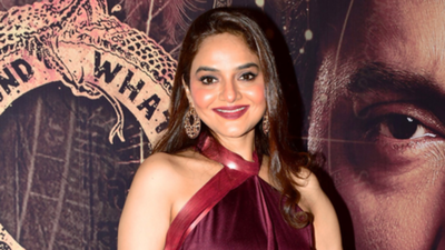 Madhoo recalls Hema Malini going to parliament a day after Esha Deol’s wedding; says, ‘She carries on with life’