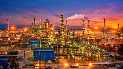 India cooks up LPG safety net: Govt fixes refinery-wise output targets; Reliance gets biggest quota