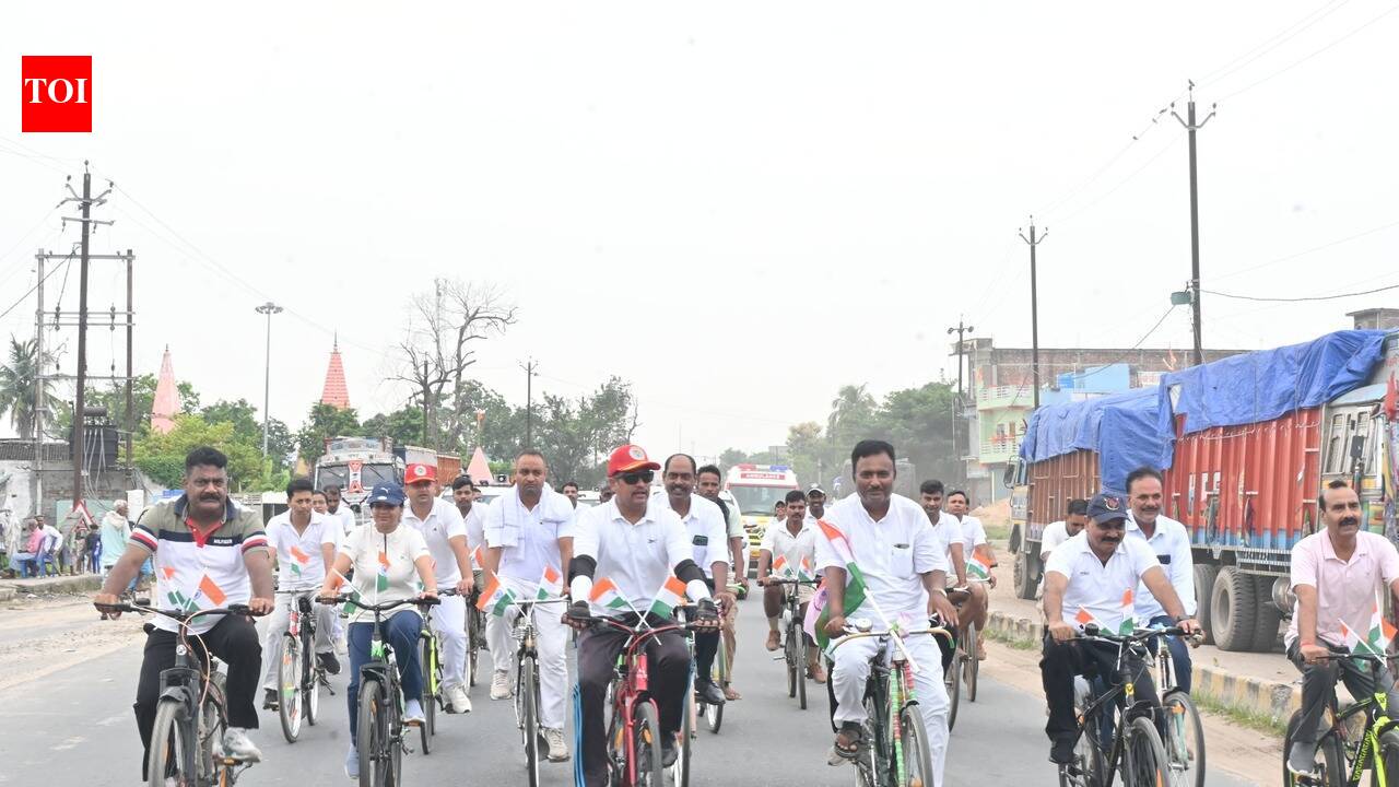SSB, Bagaha Police organise cycle rally under ‘Fit India Movement'
