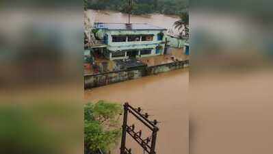 Over 300 stranded as floodwater enters residential school in Kendrapada