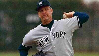 What happened to MLB legend Tommy John? Baseball icon dies at 83 after 26-year career