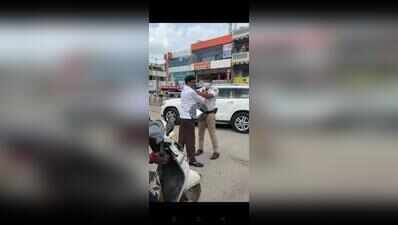 JD(S) functionary assaults traffic cop on duty in Bengaluru