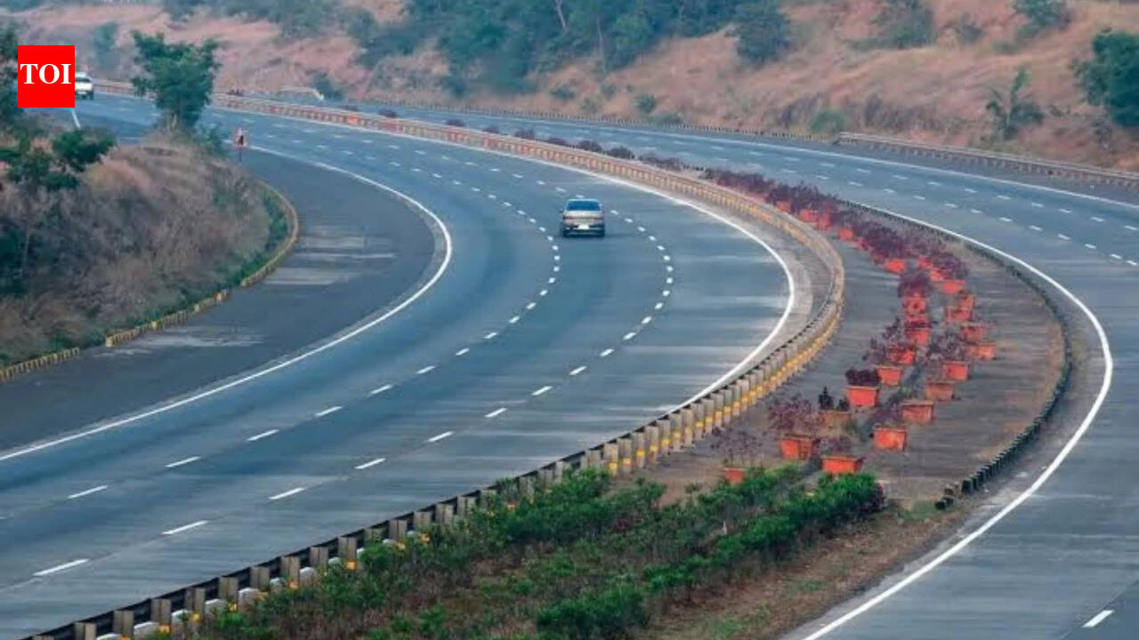 'Minor portion' of Ganga Expressway sinks amid heavy rain