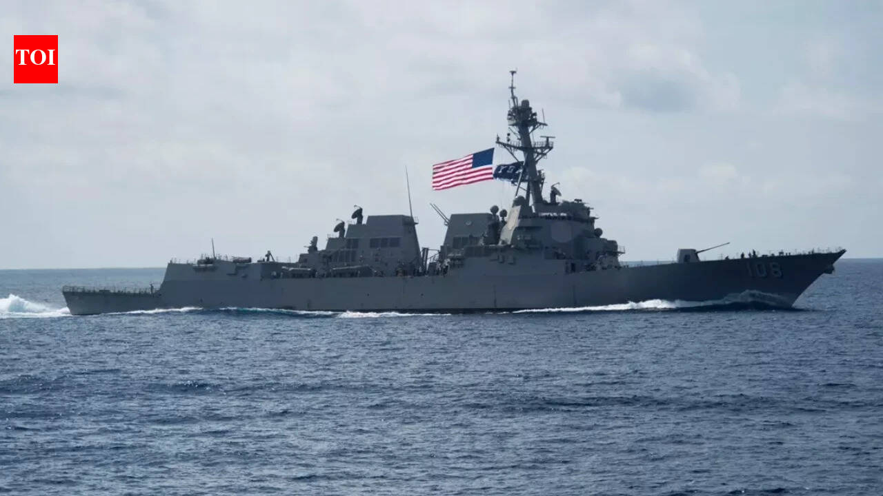 US Navy destroyer spent four days without toilets, AC, galley after power failure in South China Sea