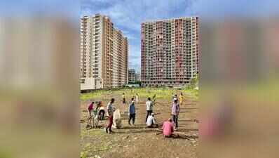 NIBM residents turn neglected garbage dump into a community green space