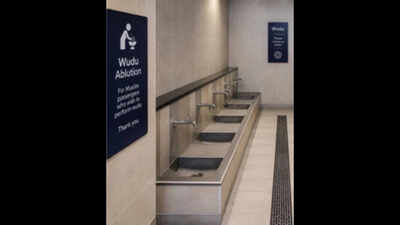  Major row over Texas Governor's warning to two airports