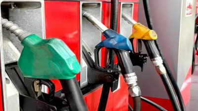No fuel for vehicles without valid registration plates in Rajkot