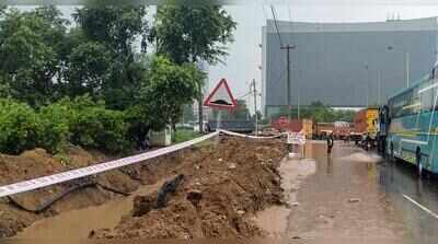 Delhi-Gurgaon Expressway service lanes to shut for two months for drainage work in city