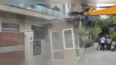 Guesthouse rooms, shops and guard cabins razed as DLF-3 drive resumes in Gurgaon
