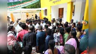 Selaivayal residents lay siege to CM’s MLA office; protest civic woes