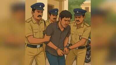 Two chain-snatchers arrested after encounter