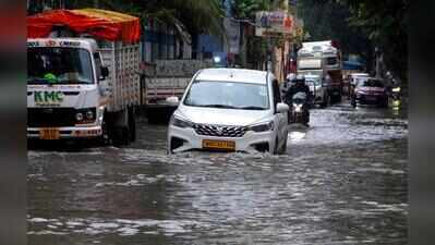 Afternoon Rallies, Rain Choke Kolkata Traffic
