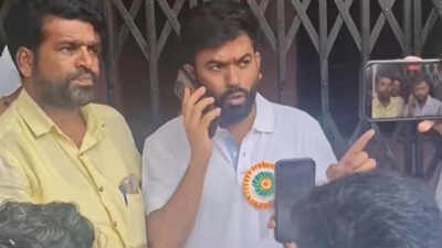 Hingoli ZP school headmaster accused of being drunk in classes suspended ahead of Abhijeet Dipke return