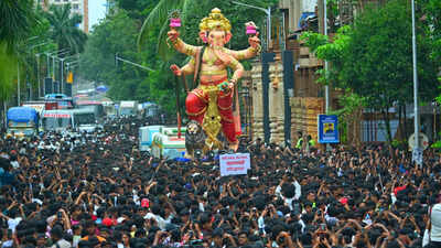 Maharashtra seeks UNESCO tag for Ganeshotsav, Dahi Handi festivals