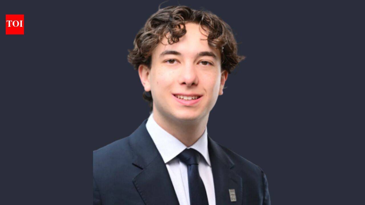 18-year-old builds AI system to track particle collisions, wins $40,000