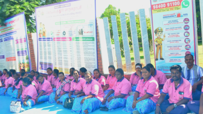 Coimbatore Semmozhi Park contract workers boycott work demanding salary