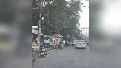 Food stalls reoccupy footpaths a week after Ludhiana MC’s anti-encroachment drive