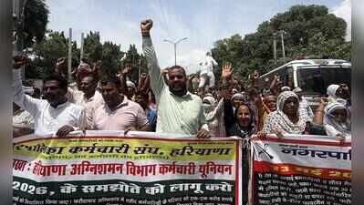 Safai workers extend strike in Gurgaon by 3 days, warn of indefinite stir