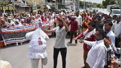 Safai workers extend strike in Gurgaon by 3 days, warn of indefinite stir