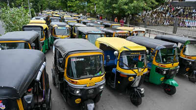 New auto, taxi badges: Marathi verification process to be videographed from Aug 20
