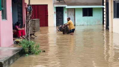 Incessant rain inundates Kolhan; hundreds of houses flooded, one missing
