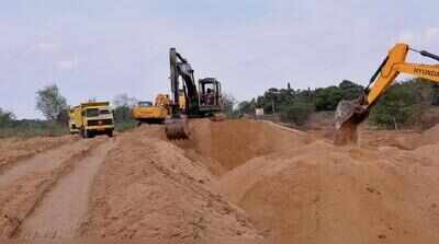 Women allege attack for tipping off about sand smuggling