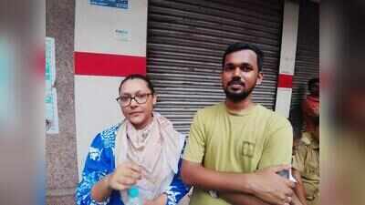 30-min wait on parapet our longest half an hour, says couple