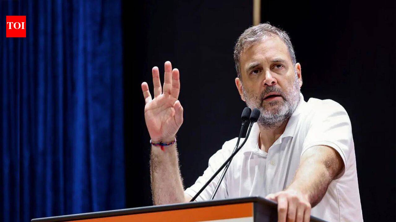 Rahul Gandhi's 'Chhatron Ki Goonj' event in Pune gets nod with 30 conditions; CM Fadnavis reacts