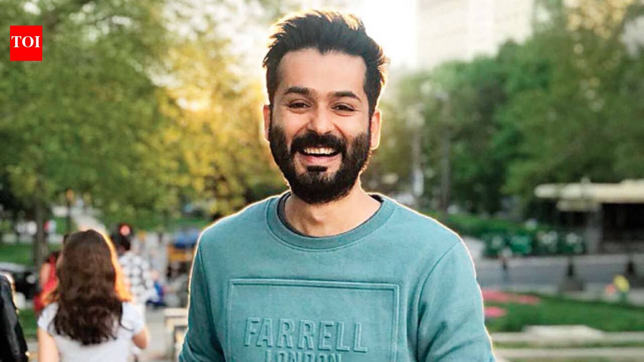 Filmmaker Aditya Dhar hails Yami’s spooky bride avatar in 'Nayyi Navelli' poster
