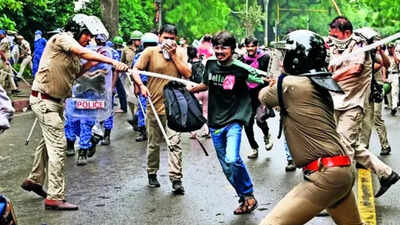 NEET protests: SC sets up 5-member panel to probe excessive use of force by cops on students