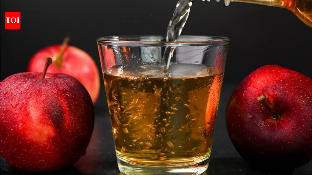 is-apple-cider-vinegar-good-for-your-hair-benefits-side-effects-and