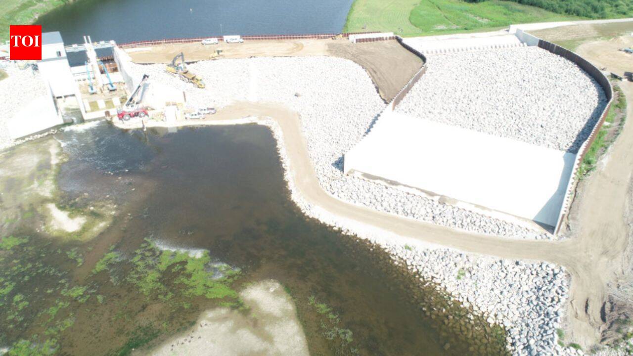 Six years after Michigan dam disaster, water returns to Smallwood Lake