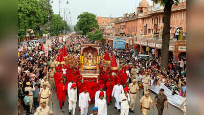 A royal ride through Jaipur: Teej procession steals the show