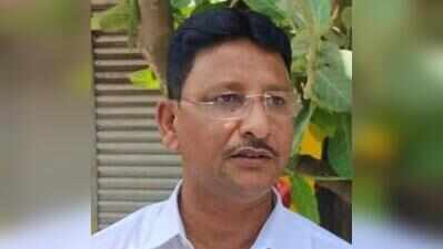 Kajal resigns from zilla parishad post