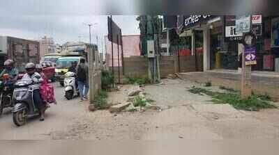 Old Airport Road footpaths leave Bengaluru’s pedestrians with nowhere to walk