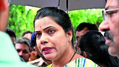 Mumbai mayor's office Rs 25L social media contract, awarded without tender, deferred by BMC