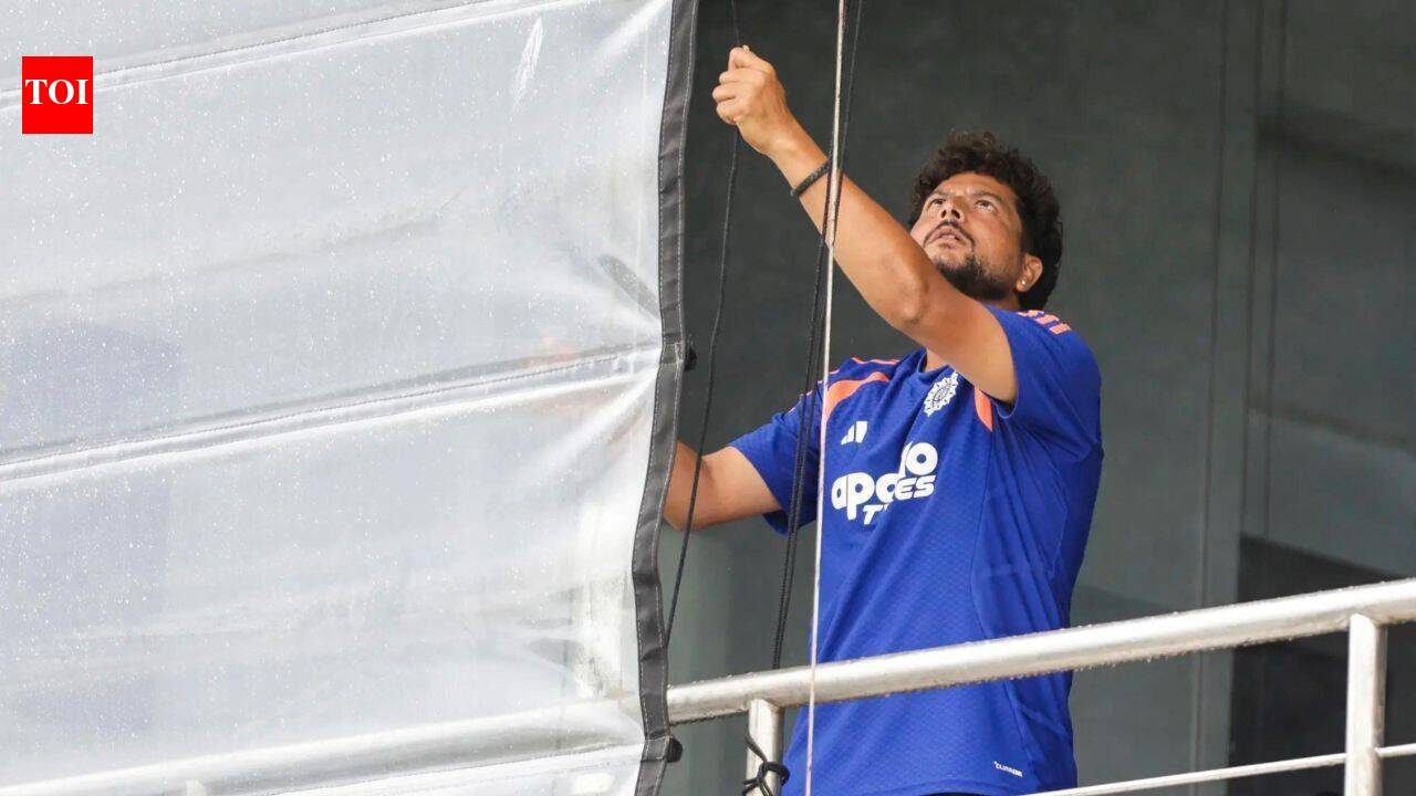 'Definitely in scheme of things': India refuse to panic over Kuldeep after poor Galle Test