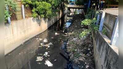 Choked canals, delayed desilting raise flood concerns in the city