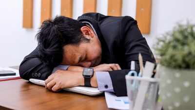 ‘I come home only to sleep’: ₹35,000 salary employee’s 6-hour daily commute sparks debate online