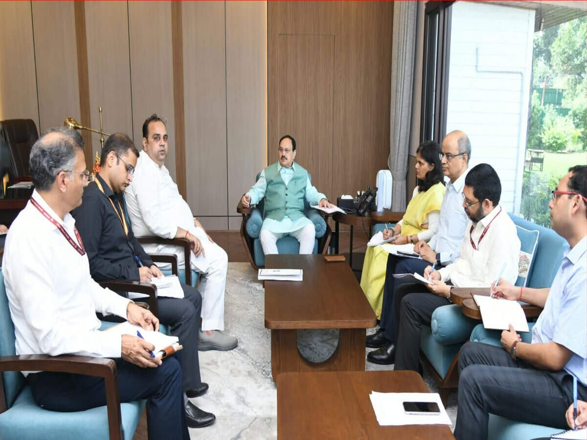 H1N1 Cases Rise In Delhi: Health Minister Nadda Holds Meet, Reviews Swine Flu Situation